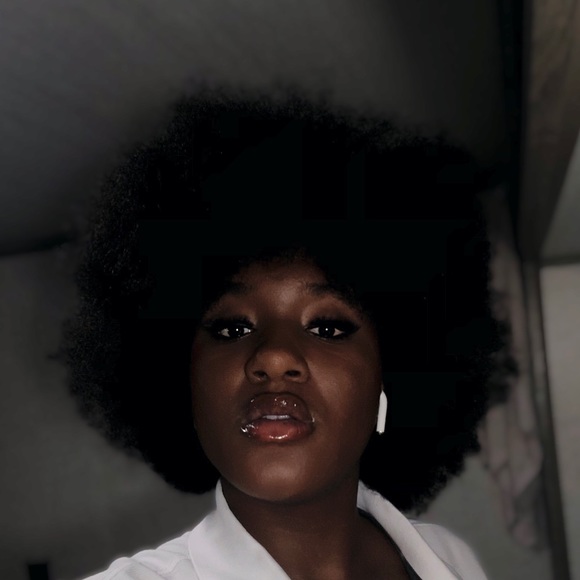 Meet your Posher, Shay - Picture 1 of 1